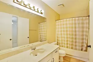 619 Timberline Dr, Hurst, TX 76053 - Photo 8