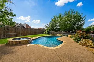 6512 Brighton Ct, North Richland Hills, TX 76180 - Photo 2