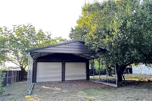 385 Main St, Dorchester, TX 75459 - Photo 16