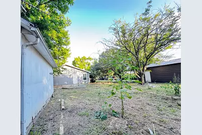 385 Main Street, Dorchester, TX 75459 - Photo 22
