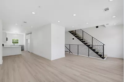 516 S O Connor Road, Irving, TX 75060 - Photo 8