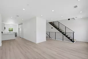516 S O Connor Rd, Irving, TX 75060 - Photo 8