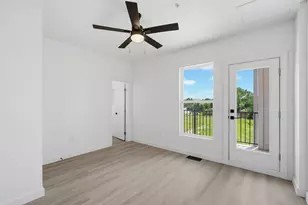 516 S O Connor Rd, Irving, TX 75060 - Photo 18