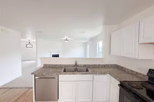 773 San Felipe Trail, Fort Worth, TX 76052 - Photo 6