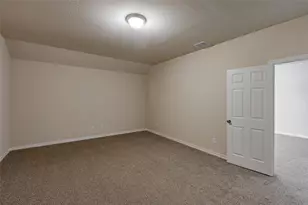 5713 New Ballinger Dr, Denton, TX 76226 - Photo 16