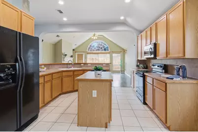 9125 Chardin Park Drive, Fort Worth, TX 76244 - Photo 12