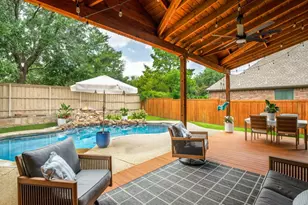 1001 Thornapple Dr, McKinney, TX 75071 - Photo 2