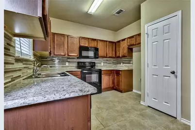 702 E College Street, Princeton, TX 75407 - Photo 10