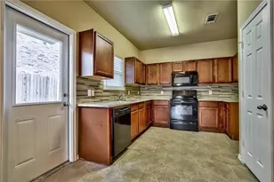 702 E College St, Princeton, TX 75407 - Photo 8
