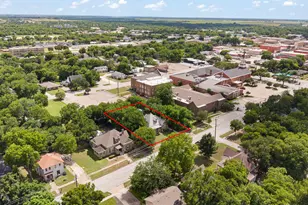 320 E Franklin St, Hillsboro, TX 76645 - Photo 2