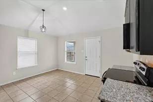 1016 Camp Verde Dr, Forney, TX 75126 - Photo 10