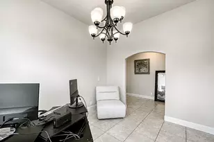 1721 Maplewood Dr, Glenn Heights, TX 75154 - Photo 4