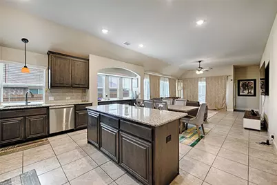 1721 Maplewood Drive, Glenn Heights, TX 75154 - Photo 8