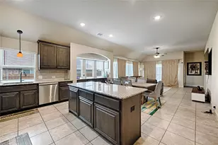 1721 Maplewood Dr, Glenn Heights, TX 75154 - Photo 8