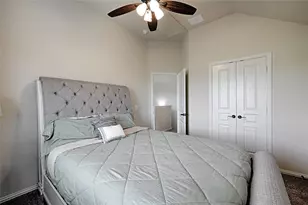 1721 Maplewood Dr, Glenn Heights, TX 75154 - Photo 20