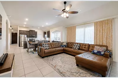 1721 Maplewood Drive, Glenn Heights, TX 75154 - Photo 6