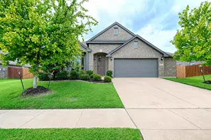 1721 Maplewood Dr, Glenn Heights, TX 75154 - Photo 1