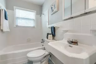 2736 Rolinda Dr, Dallas, TX 75211 - Photo 10