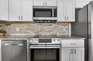 6211 W Northwest Hwy, Dallas, TX 75225 - Photo 8