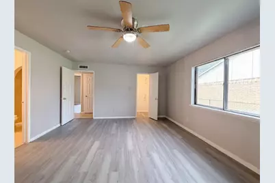 1906 Stockton Trail, Grand Prairie, TX 75052 - Photo 4