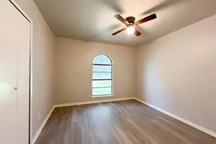 1906 Stockton Trail, Grand Prairie, TX 75052 - Photo 12