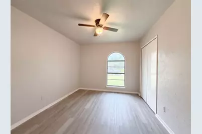 1906 Stockton Trail, Grand Prairie, TX 75052 - Photo 10