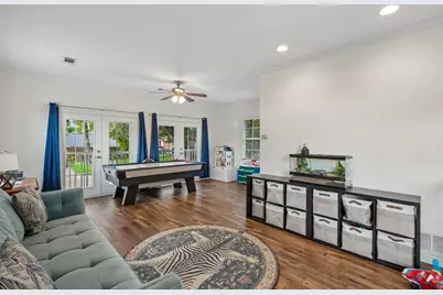 10008 Lakedale Drive, Dallas, TX 75218 - Photo 20