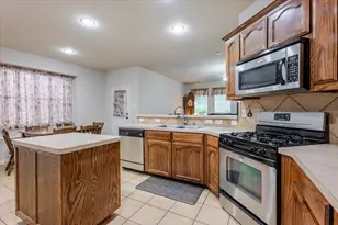 7234 Summit Parc Dr, Dallas, TX 75249 - Photo 6