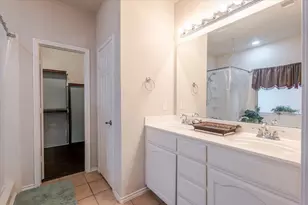 7234 Summit Parc Dr, Dallas, TX 75249 - Photo 22