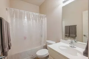 7234 Summit Parc Dr, Dallas, TX 75249 - Photo 16