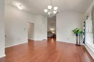 425 Alpine Dr, DeSoto, TX 75115 - Photo 10