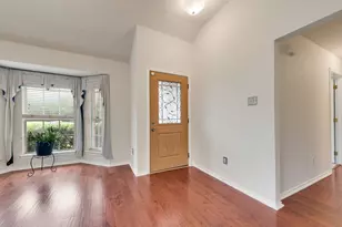 425 Alpine Dr, DeSoto, TX 75115 - Photo 6