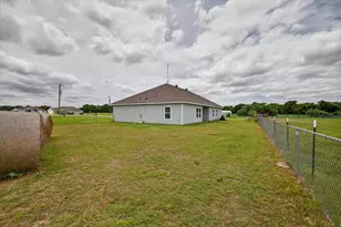 498 Dexter Ln, Poolville, TX 76487 - Photo 28
