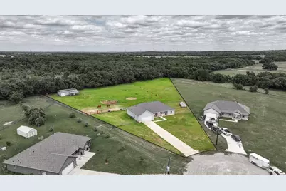 498 Dexter Lane, Poolville, TX 76487 - Photo 32