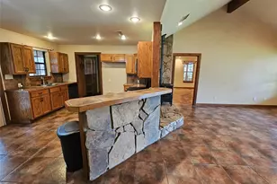 529 Wildewood Dr, Chandler, TX 75758 - Photo 28