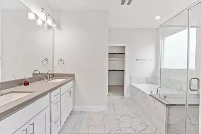 200 Lakeview Drive, Oak Point, TX 75068 - Photo 12