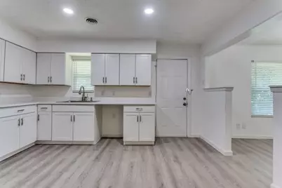 944 Old Orchard Road, Garland, TX 75041 - Photo 16