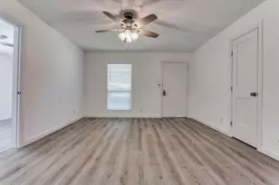 944 Old Orchard Rd, Garland, TX 75041 - Photo 24