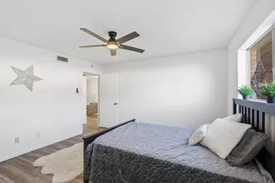 5817 Sandhurst Lane #B, Dallas, TX 75206 - Photo 12