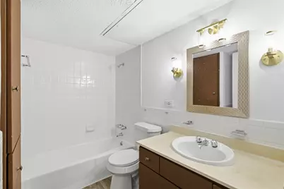 5817 Sandhurst Lane #B, Dallas, TX 75206 - Photo 18