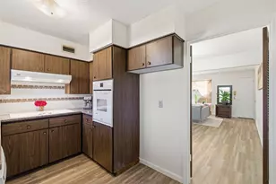 5817 Sandhurst Ln, Dallas, TX 75206 - Photo 8