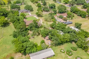 800 Stella Mae Dr, Fort Worth, TX 76028 - Photo 6