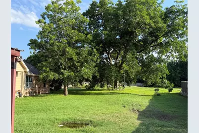 121-127 Sunburst Court, Weatherford, TX 76087 - Photo 32