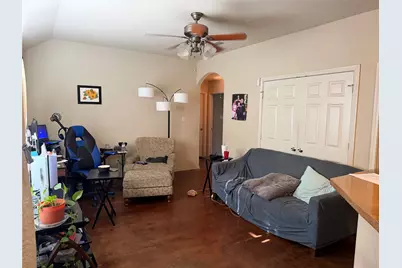 121-127 Sunburst Court, Weatherford, TX 76087 - Photo 20