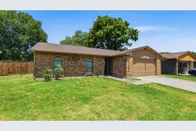5821 Maiden Lane, Fort Worth, TX 76131 - Photo 2