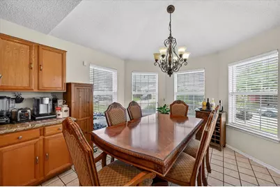 525 Berryhill Drive, Mansfield, TX 76063 - Photo 8