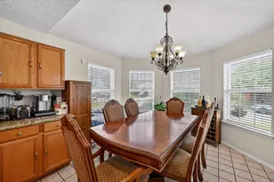 525 Berryhill Dr, Mansfield, TX 76063 - Photo 8