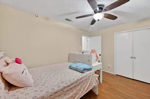 525 Berryhill Dr, Mansfield, TX 76063 - Photo 20