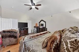 525 Berryhill Dr, Mansfield, TX 76063 - Photo 14