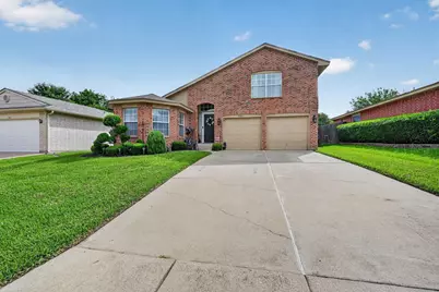 525 Berryhill Drive, Mansfield, TX 76063 - Photo 1